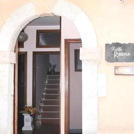 Regina Apartment
