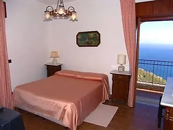 Regina Apartment